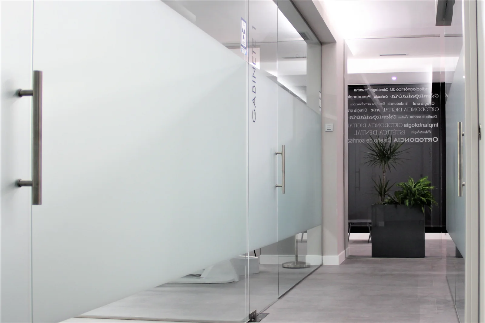 Gabinete de endodoncia de Orthocare dental en Boadilla del Monte